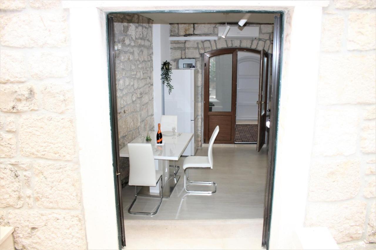 City Center Chic Apartments Baška Voda Esterno foto
