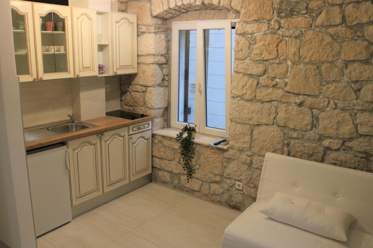 City Center Chic Apartments Baška Voda Esterno foto